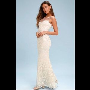 NWT Lulu’s Nathalie Gown